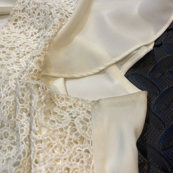 Skies Are Blue Lace Blouse - Picture 12 of 12